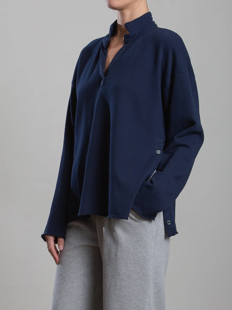 Chad Pullover in French Terry - Midnight - Image 3