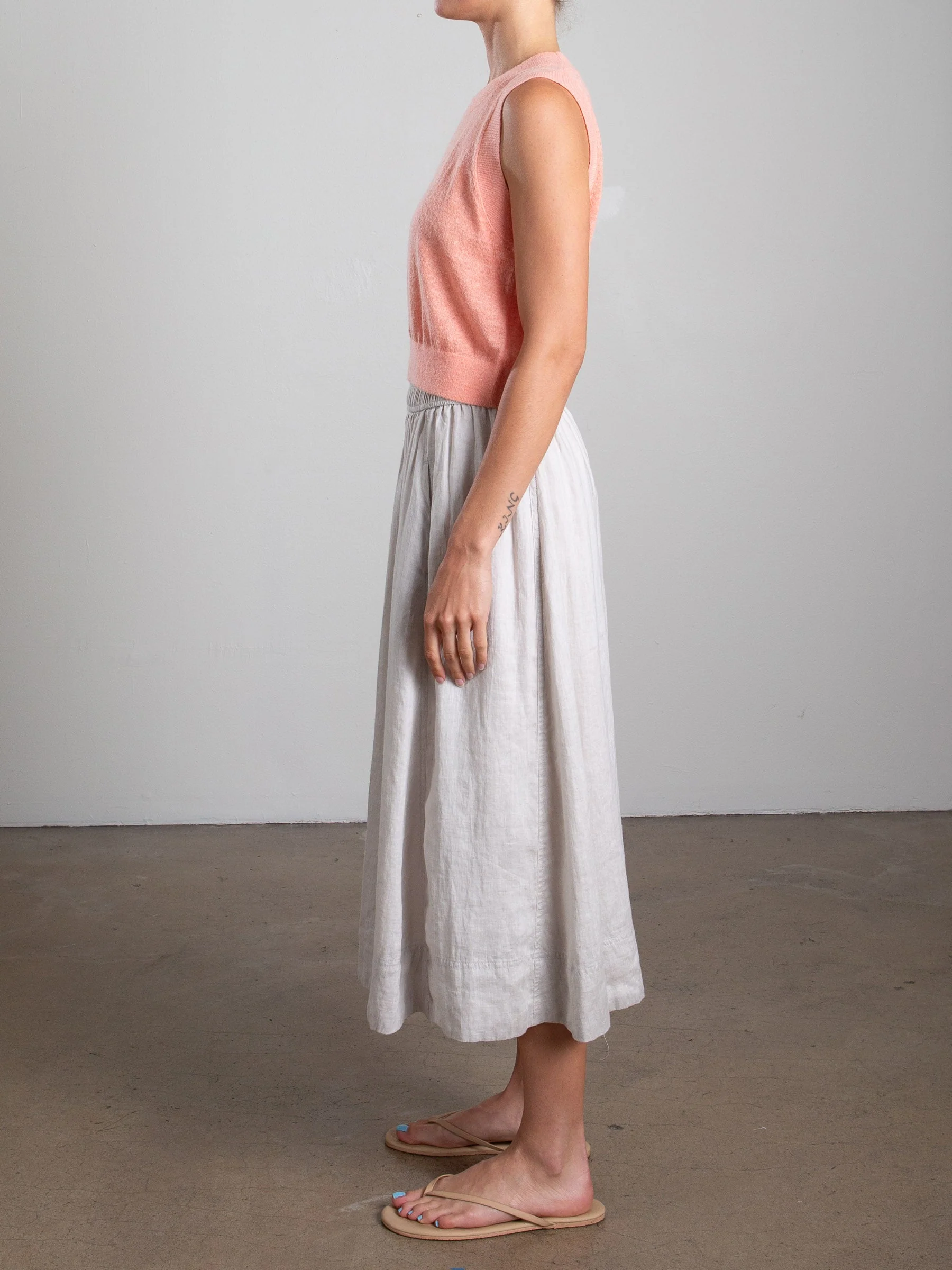 Claudia Skirt in French Linen - Cement - Image 3
