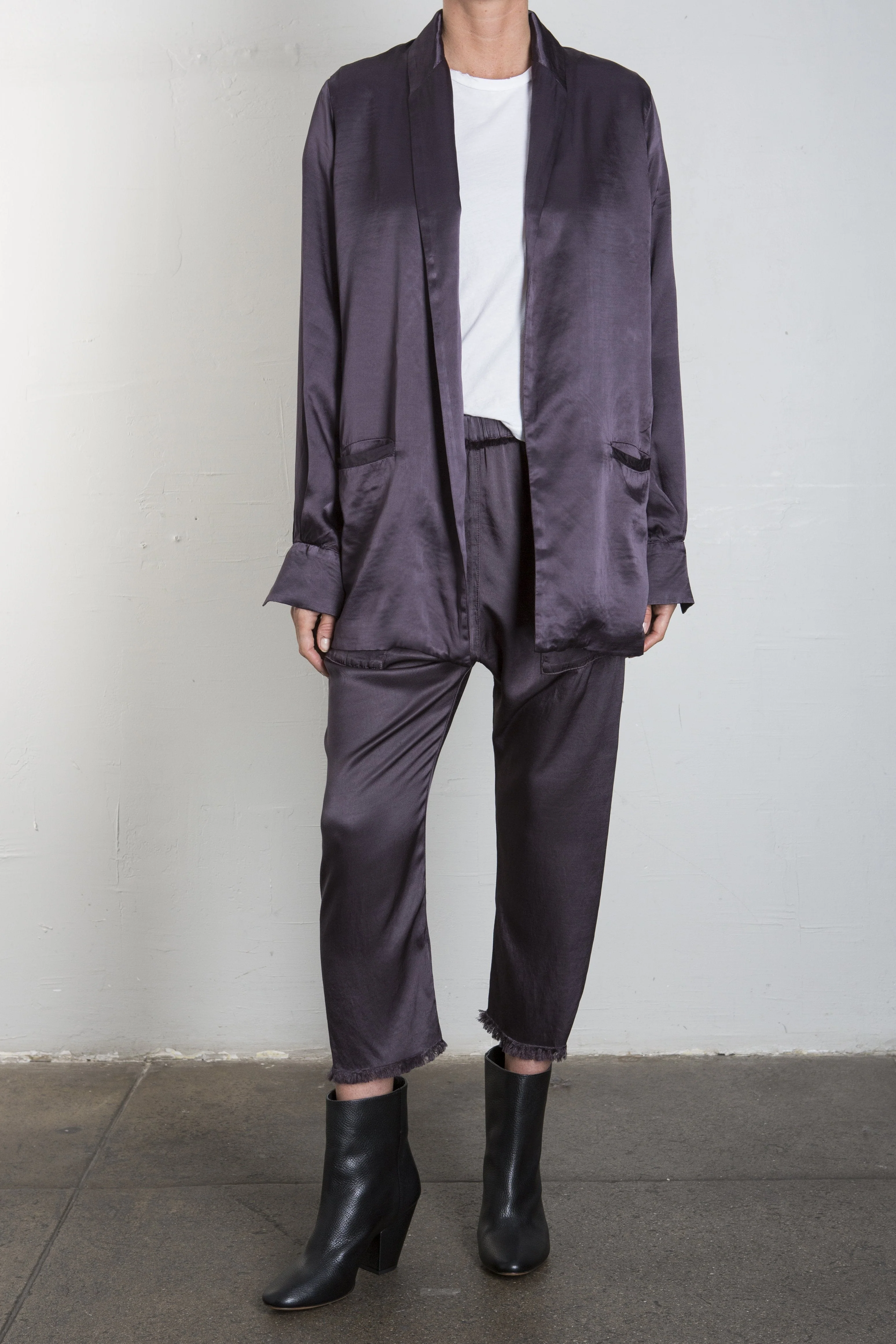Erika Drop Pant in Vintage Satin - Graphite *Final Sale* - Image 4