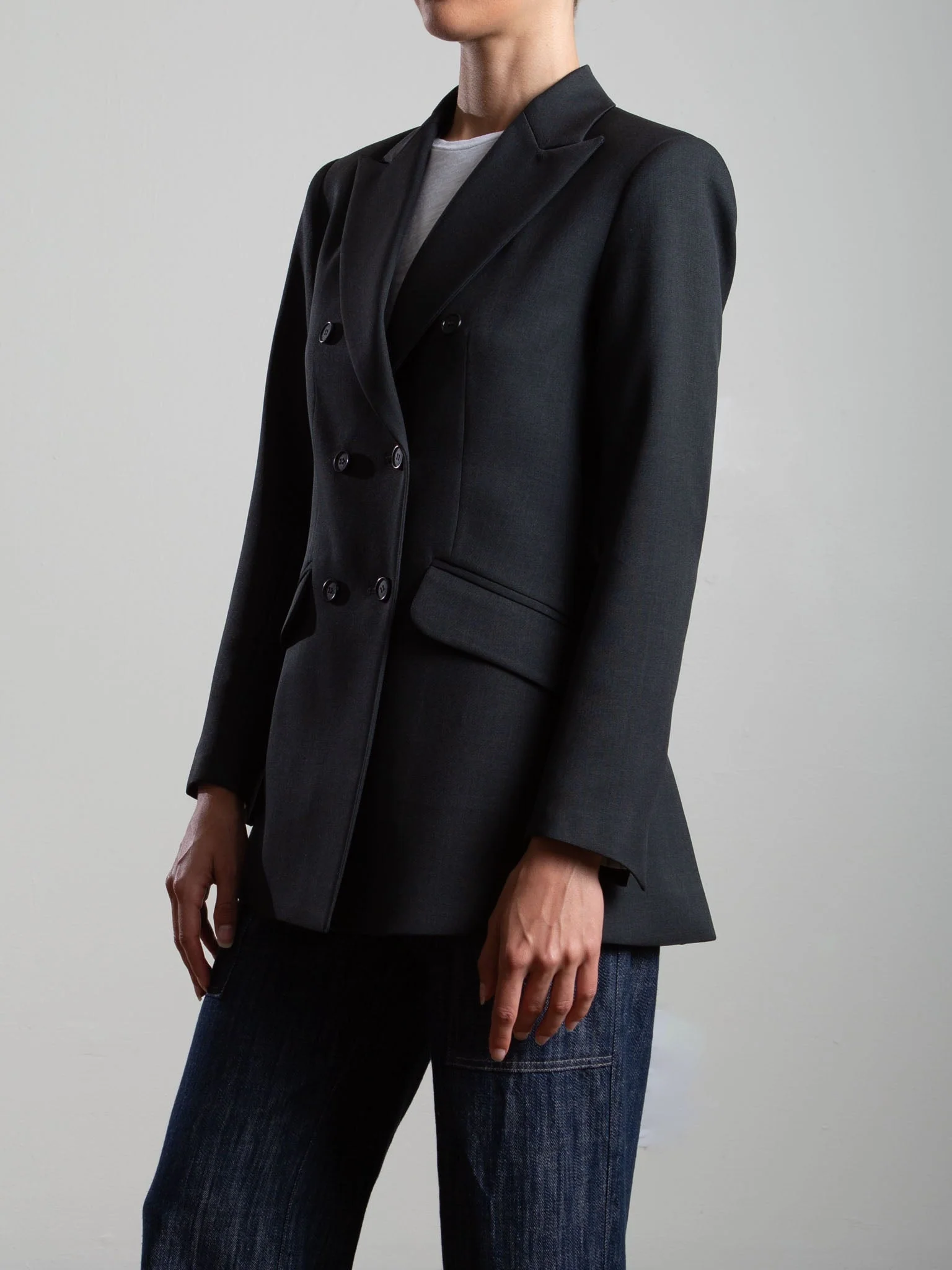 Trudi Blazer in Sharkskin - Charcoal - Image 4